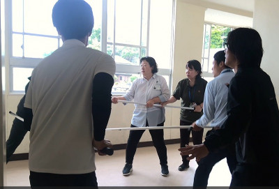 1年