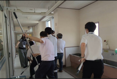 3年